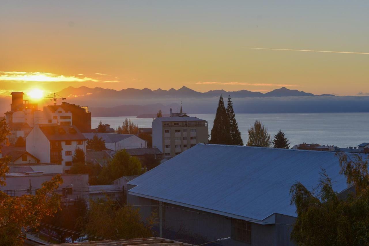 Hostel Arrayan Bariloche Esterno foto