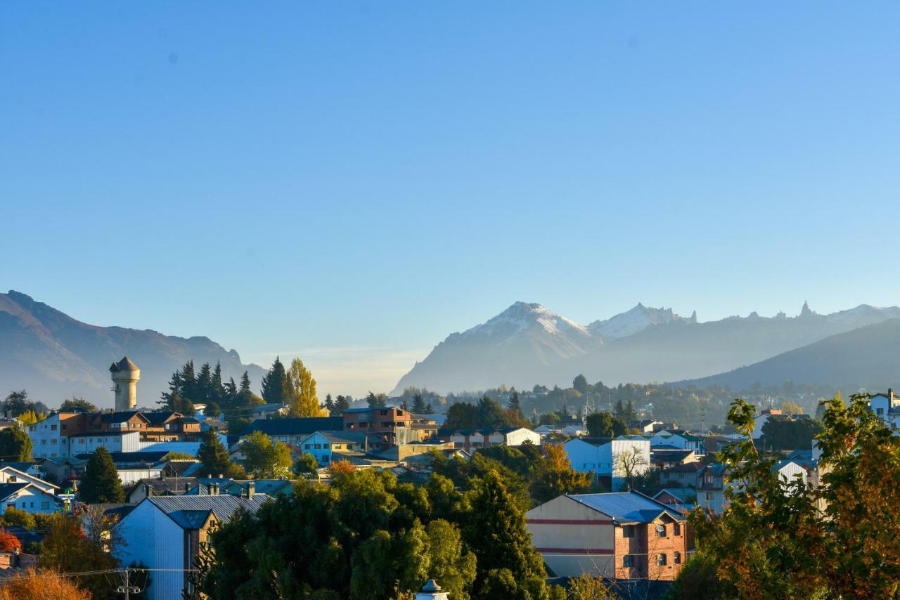 Hostel Arrayan Bariloche Esterno foto